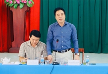 Ông Nguyễn Khắc Toàn làm việc với Đảng ủy xã Cam Phước Đông