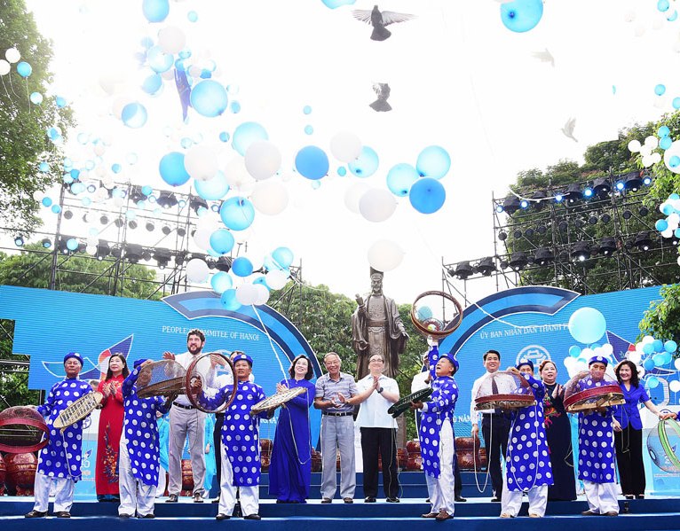 Hà Nội kỷ niệm 20 năm được UNESCO vinh danh “Thành phố vì hòa bình”