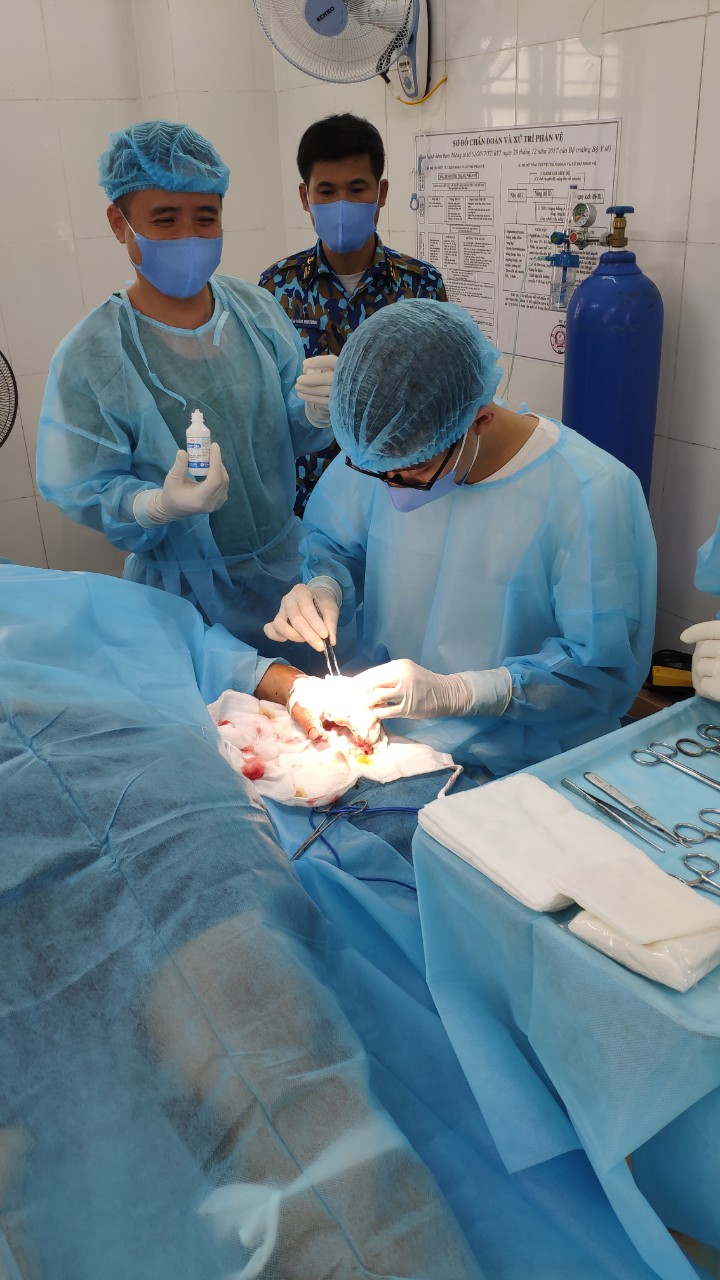Bệnh xá đảo Nam Yết cứu giúp ngư dân bị tai nạn lao động trên biển
