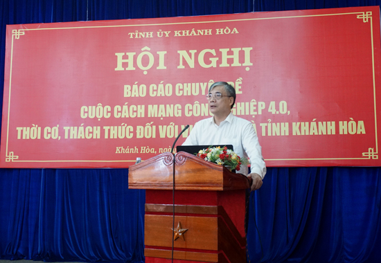 Khánh Hòa:  Hơn 200 đại biểu dự nghe về Cách mạng công nghiệp 4.0
