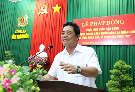 Phát động thực hiện Cuộc vận động "Xây dựng phong cách người Công an nhân dân bản lĩnh, nhân văn, vì nhân dân phục vụ"