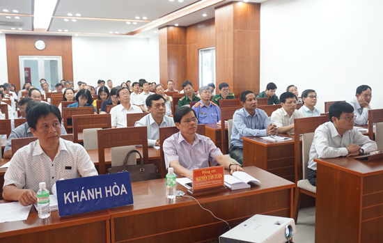 Cán bộ chủ chốt tỉnh Khánh Hòa tham dự Hội nghị trực tuyến toàn quốc học tập, quán triệt và triển khai thực hiện Nghị quyết Hội nghị Trung ương 5 Khóa XII của Đảng