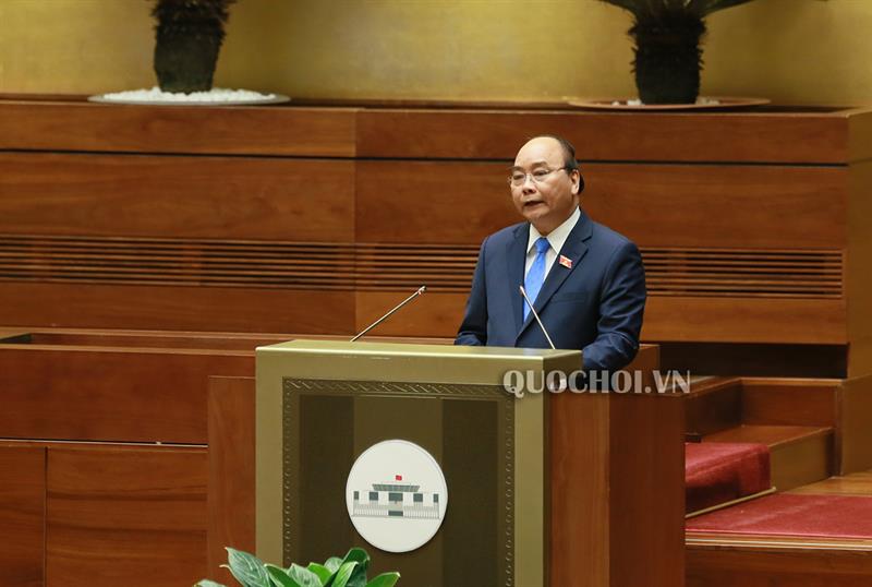 GẦN 30 CÂU HỎI CHẤT VẤN THỦ TƯỚNG NGUYỄN XUÂN PHÚC