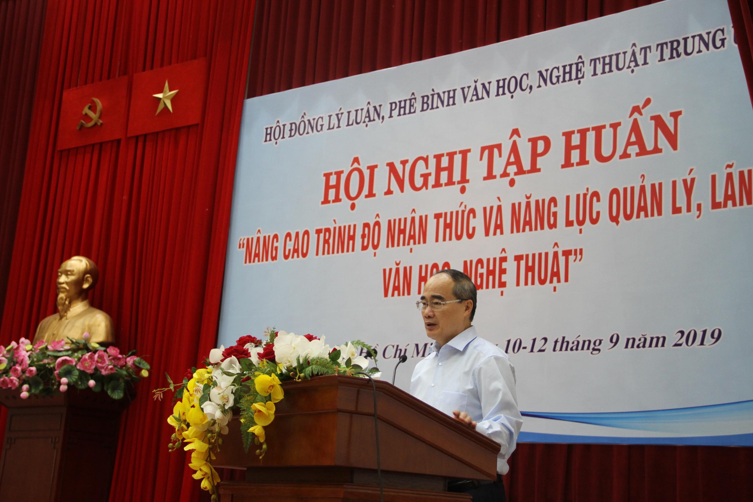 Khai mạc hội nghị tập huấn “Nâng cao trình độ nhận thức và năng lực quản lý, lãnh đạo văn học nghệ thuật” khu vực phía Nam. 