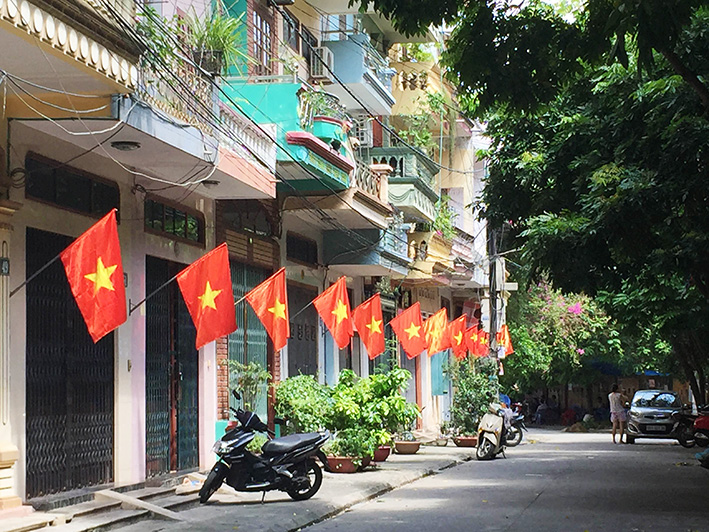 THÔNG BÁO VỀ VIỆC TREO CỜ TỔ QUỐC VÀ NGHỈ TẾT NGUYÊN ĐÁN MẬU TUẤT 2018