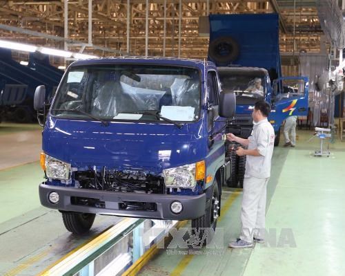 Tìm giải pháp thúc đẩy kinh tế phát triển nhanh và bền vững