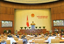 Thảo luận toàn thể tại hội trường về một số nội dung còn ý kiến khác nhau của dự án Luật Cạnh tranh (sửa đổi)