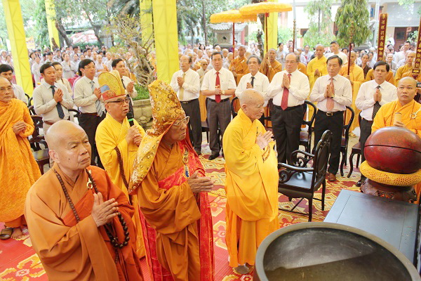 st-Khánh Hòa: Tổ chức Đại lễ Phật đản Phật lịch 2560