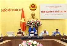 Phiên họp thứ 36 của Ủy ban Thường vụ Quốc hội bắt đầu phiên chất vấn và trả lời chất vấn