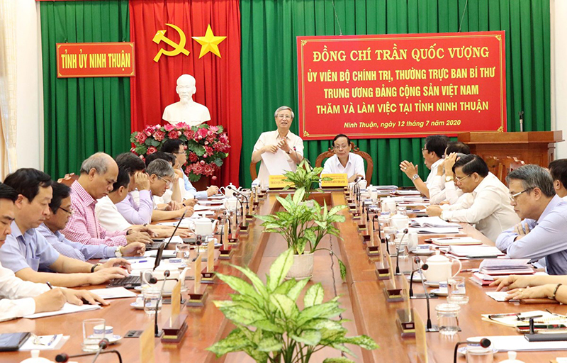 Đoàn công tác của Ban Bí thư làm việc tại Ninh Thuận