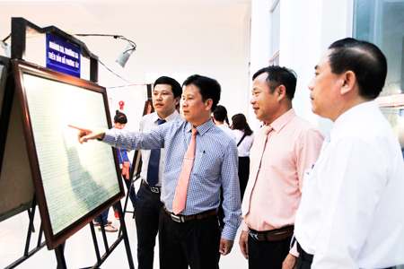 Một số tư liệu tại Triển lãm “Hoàng Sa, Trường Sa của Việt Nam”