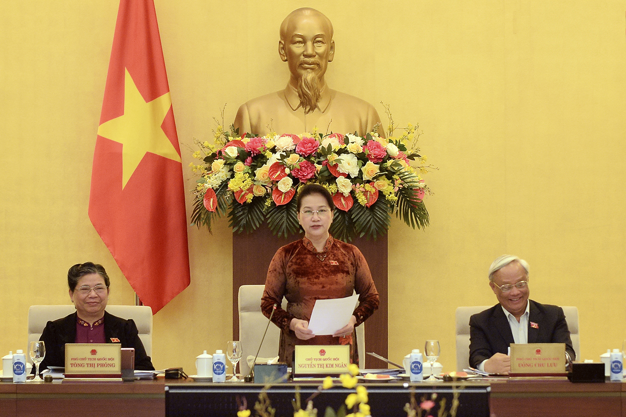 ỦY BAN THƯỜNG VỤ QUỐC HỘI HỌP PHIÊN THỨ 50