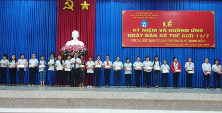 TP. Nha Trang: Hưởng ứng ngày dân số thế giới 11/7