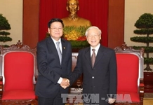 Tổng Bí thư tiếp Thủ tướng Lào Thoongloun Sisoulith
