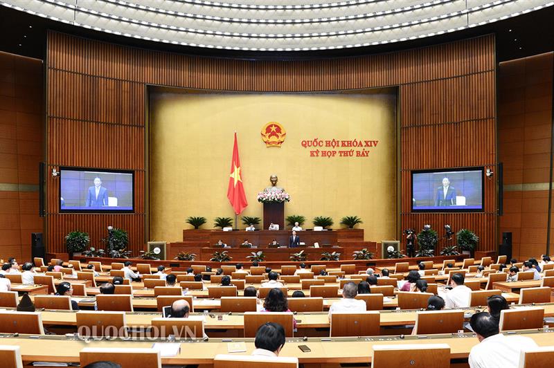 BỘ TRƯỞNG BỘ CÔNG THƯƠNG GIẢI TRÌNH MỘT SỐ VẤN ĐỀ VỀ DỰ ÁN LUẬT SỬA ĐỔI, BỔ SUNG MỘT SỐ ĐIỀU CỦA LUẬT KINH DOANH BẢO HIỂM VÀ LUẬT SỞ HỮU TRÍ TUỆ