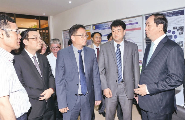 Tạo động lực để các nhà khoa học cống hiến cho đất nước