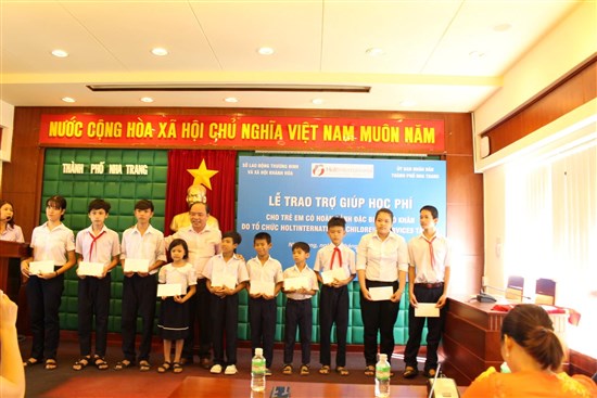 Khánh Hòa đẩy mạnh công tác chăm sóc, giáo dục  và bảo vệ trẻ em