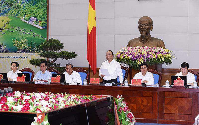 Thủ tướng Nguyễn Xuân Phúc chủ trì phiên họp Chính phủ thường kỳ tháng 4