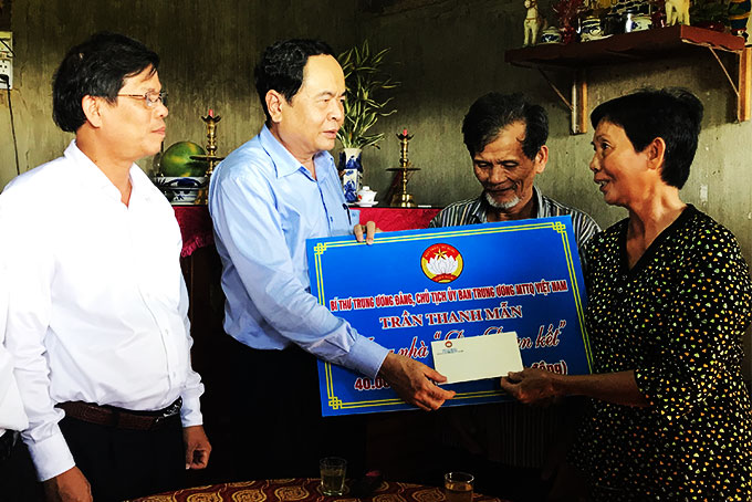 Chào mừng Đại hội Mặt trận Tổ quốc Việt Nam tỉnh lần thứ X, nhiệm kỳ 2019 - 2024 Quan tâm sâu sắc đến lợi ích chính đáng của người dân
