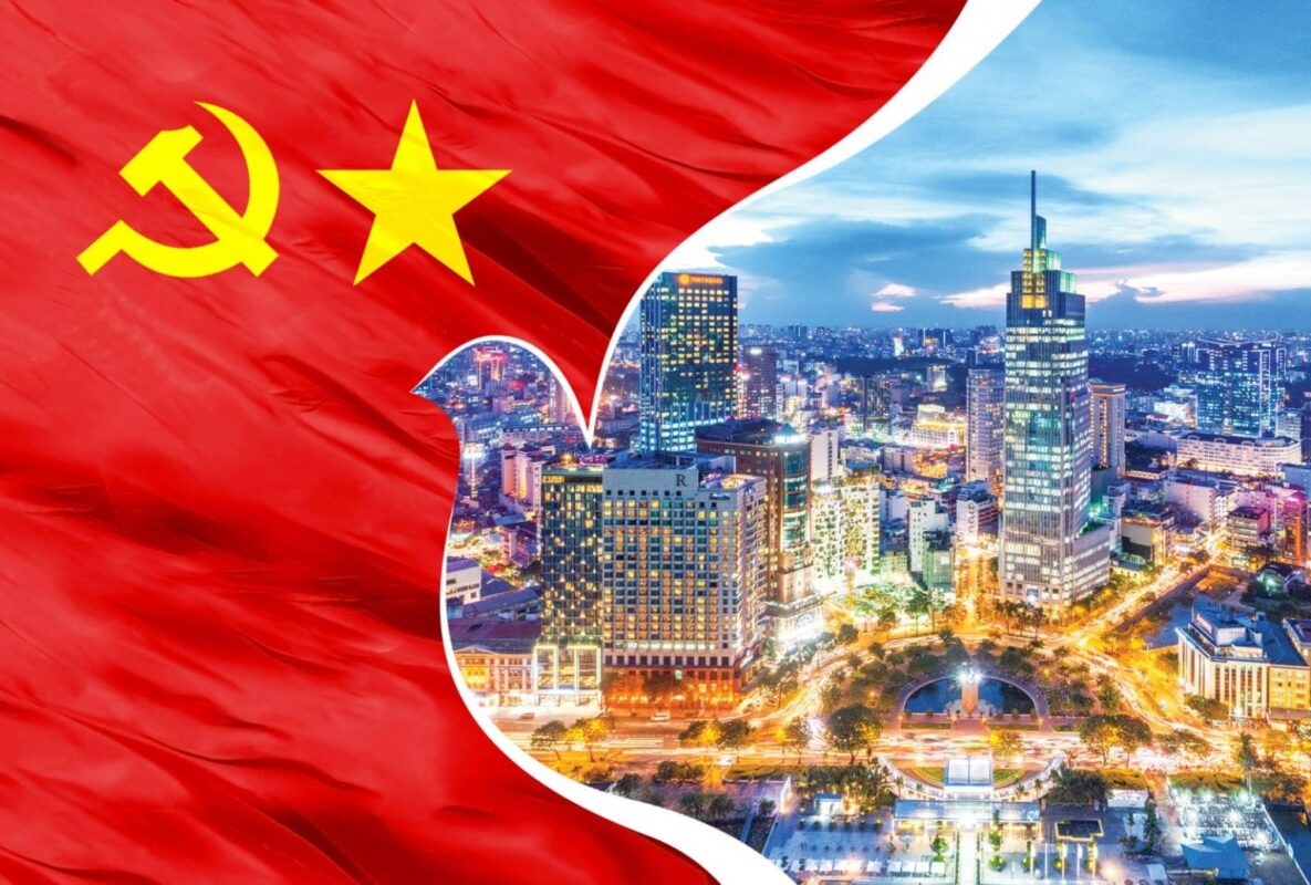 Đảng lãnh đạo dân tộc làm nên Cách mạng Tháng Tám và 80 năm xây dựng Đảng cầm quyền vững mạnh