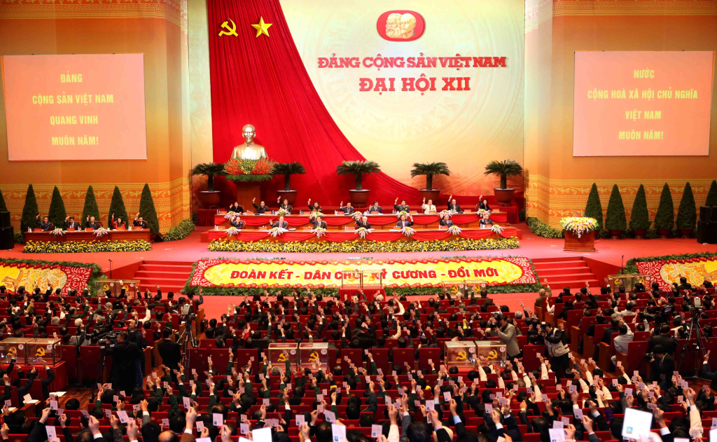 Quyết tâm chính trị của Đảng ta trong xây dựng, chỉnh đốn Đảng và hệ thống chính trị là không thể phủ nhận