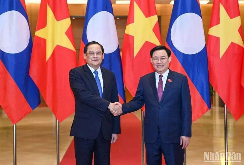 Việt Nam luôn dành ưu tiên cao nhất cho mối quan hệ truyền thống đặc biệt Việt Nam-Lào