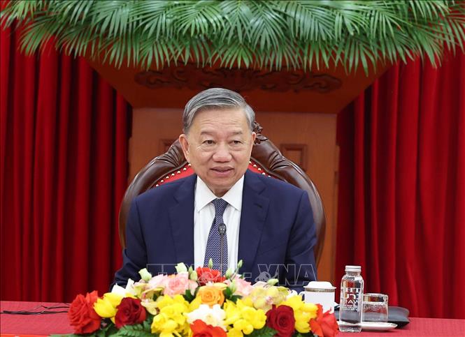 Xây dựng Đề án, lộ trình từng bước tiến tới miễn viện phí toàn dân giai đoạn 2030 - 2035