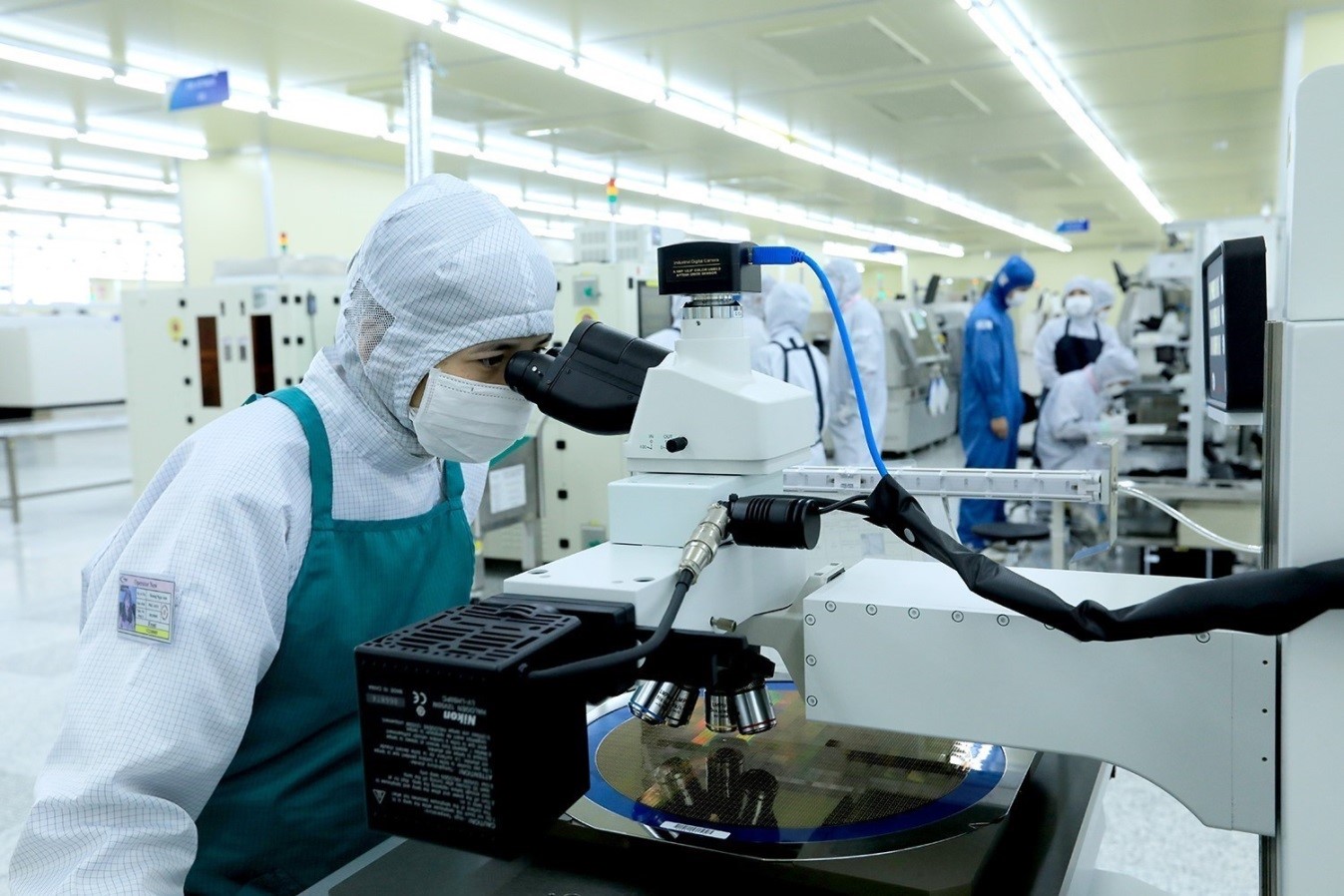 Phát huy vai trò tiên phong của đối ngoại trong thu hút nguồn lực bên ngoài nhằm thực hiện các đột phá chiến lược