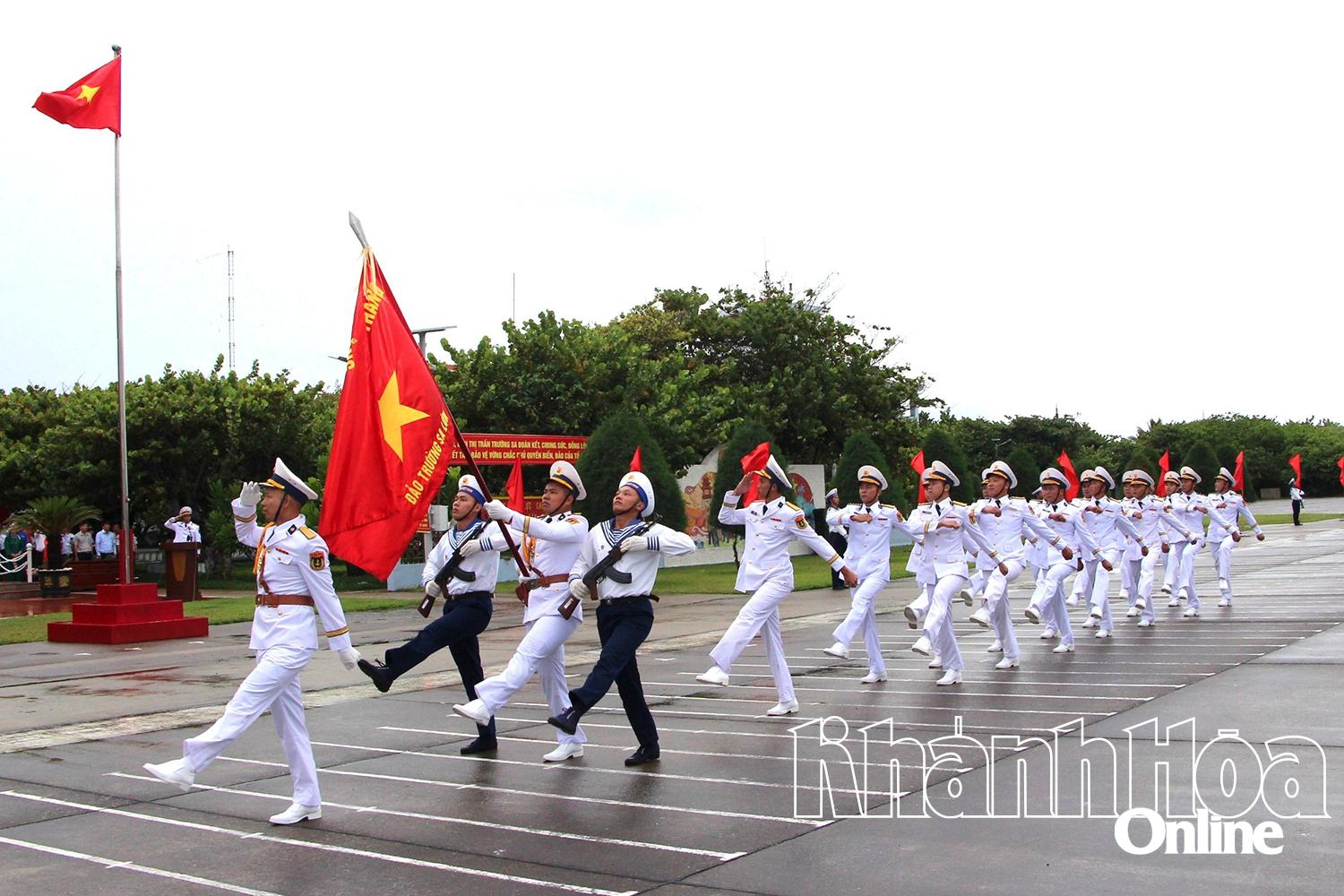 Tổ quốc nơi đầu sóng