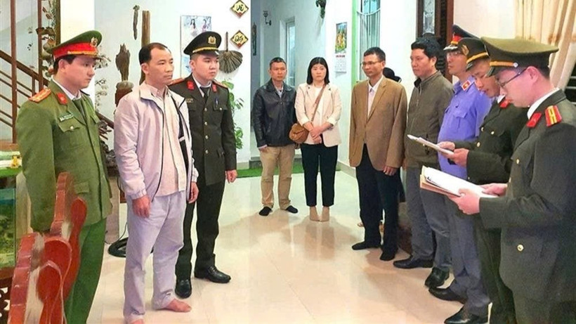 Không được phép đi ngược lại lợi ích quốc gia, dân tộc
