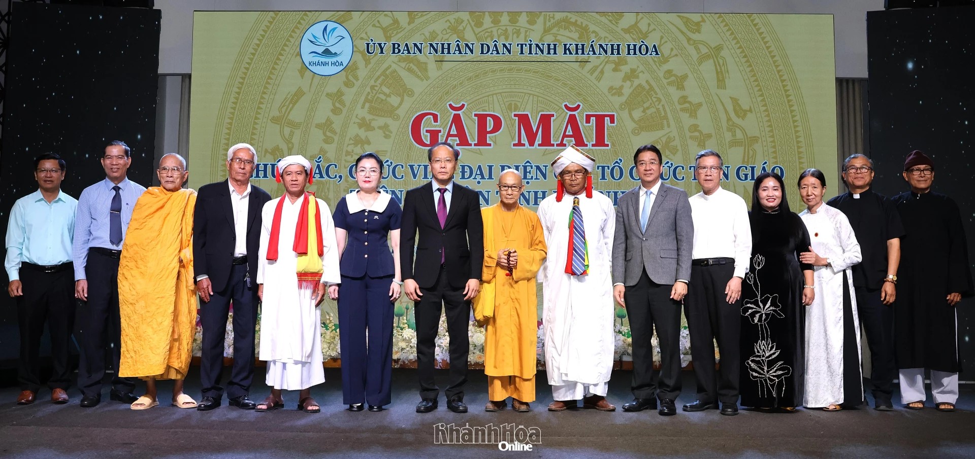 Lãnh đạo tỉnh gặp mặt chức sắc, chức việc đại diện các tổ chức tôn giáo