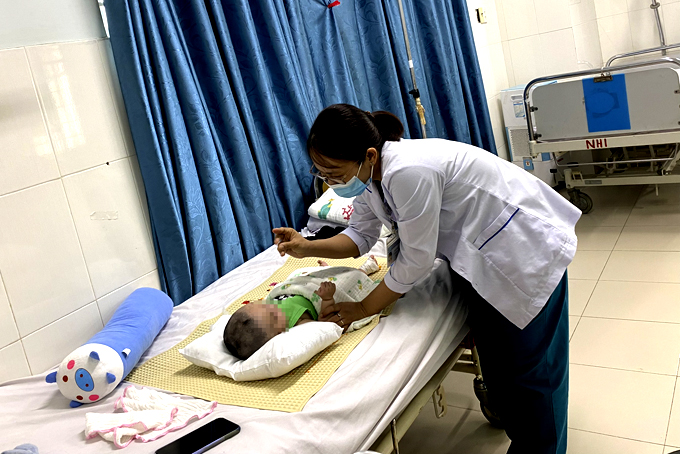 Cẩn trọng với hội chứng rung lắc ở trẻ