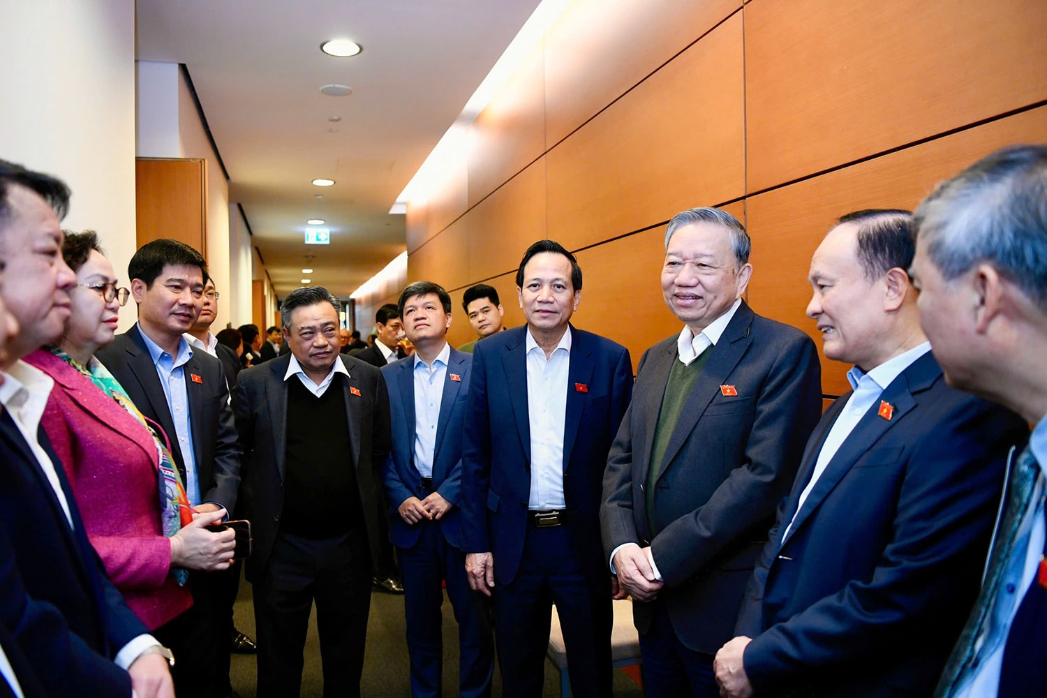 Tinh gọn bộ máy - yêu cầu tất yếu của xây dựng, hoàn thiện kiến trúc thượng tầng chính trị trong giai đoạn hiện nay