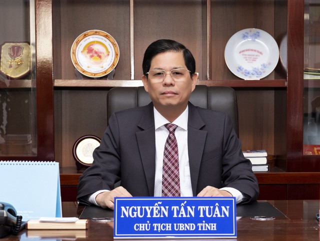 Thư ngỏ của Chủ tịch UBND tỉnh kêu gọi đóng góp, ủng hộ Quỹ Phát triển Bóng đá Khánh Hòa