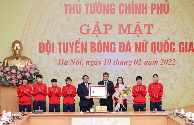         Đội bóng đá nữ Quốc gia Việt Nam: “Những cô gái kim cương”    