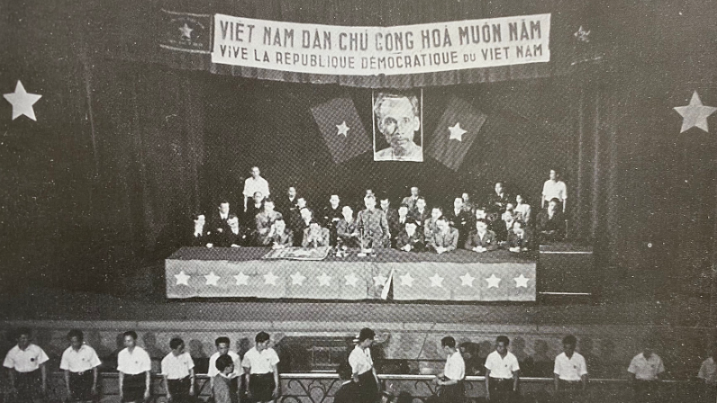 Hình ảnh quý về chuyến công du nước ngoài đầu tiên của Chủ tịch Hồ Chí Minh