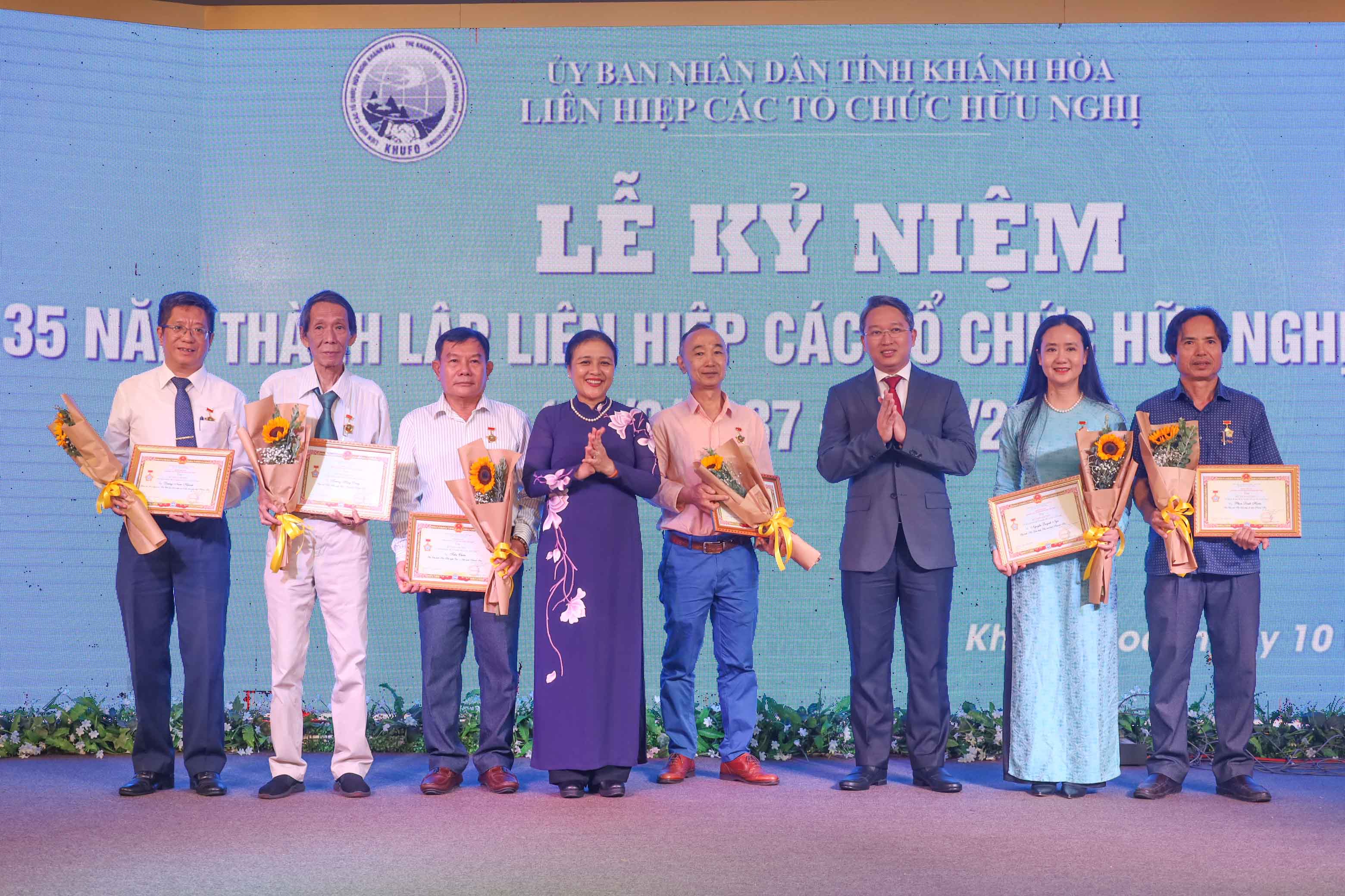 Liên hiệp Các tổ chức hữu nghị tỉnh Khánh Hòa kỷ niệm 35 năm thành lập