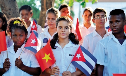Không ngừng củng cố quan hệ truyền thống tốt đẹp Việt Nam - Cuba
