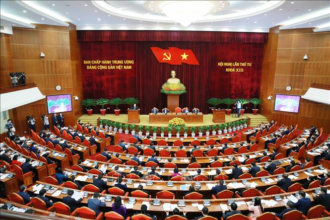 Xây dựng, chỉnh đốn Đảng và hệ thống chính trị - Hai nhiệm vụ song hành