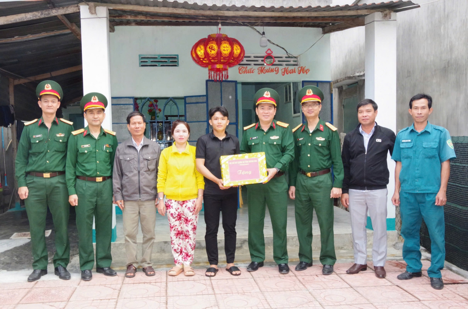 Sáng nay (13-2), tổ chức lễ giao nhận quân, tiễn 2.223 thanh niên lên đường nhập ngũ năm 2025