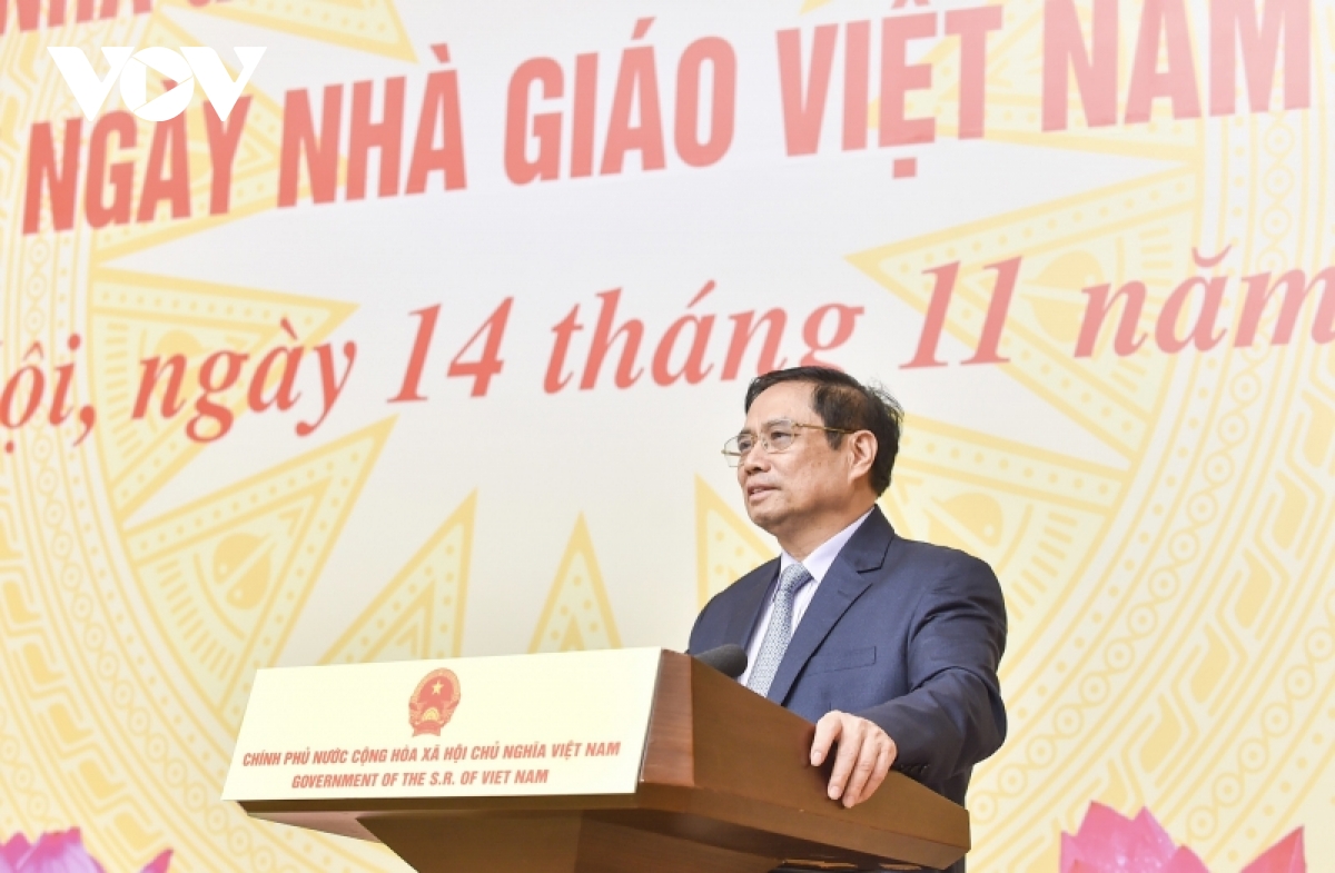           Thủ tướng: Phải học thật, thi thật, nhân tài thật      