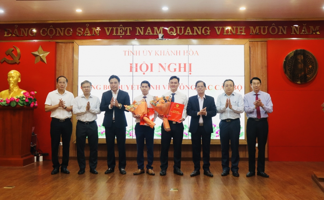 Khánh Hòa: Bổ nhiệm Phó Trưởng Ban Tổ chức Tỉnh ủy và Phó Trưởng Ban Quản lý Khu Kinh tế Vân Phong