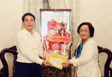 Bí thư Tỉnh ủy Nghiêm Xuân Thành thăm gia đình các cán bộ nguyên lãnh đạo tỉnh qua các thời kỳ