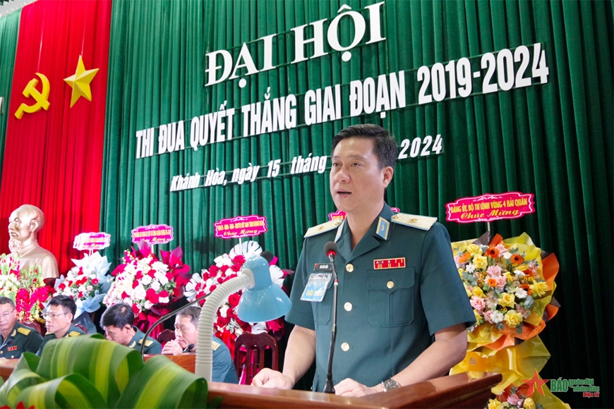 Sư đoàn 377 thi đua hoàn thành tốt nhiệm vụ huấn luyện, sẵn sàng chiến đấu, quản lý vùng trời