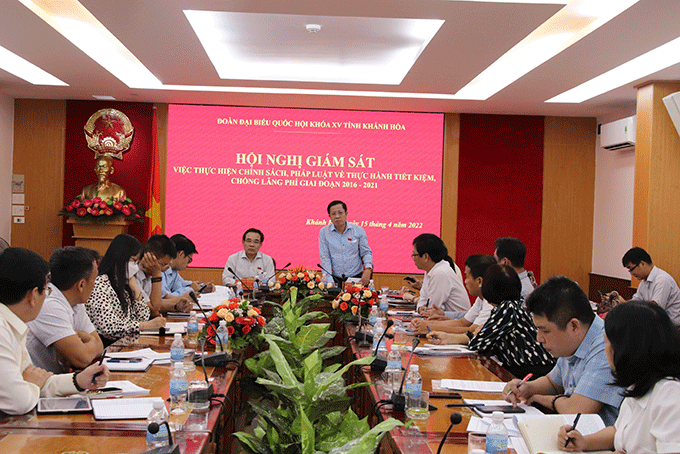 Giám sát việc thực hiện chính sách, pháp luật thực hành tiết kiệm, chống lãng phí tại UBND tỉnh
