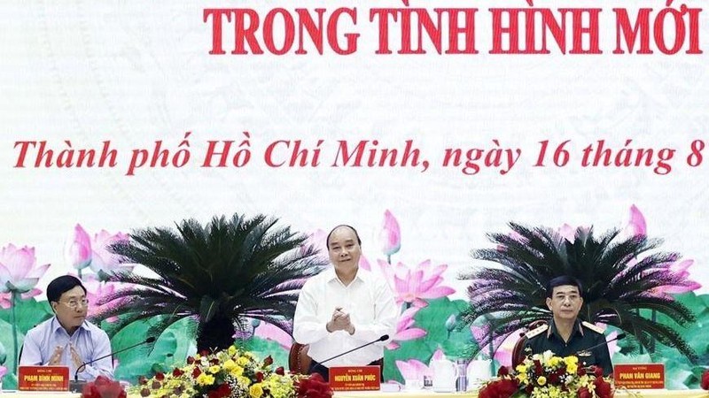 Chủ tịch nước Nguyễn Xuân Phúc: Phát huy sức mạnh tổng hợp trong sự nghiệp xây dựng và bảo vệ Tổ quốc