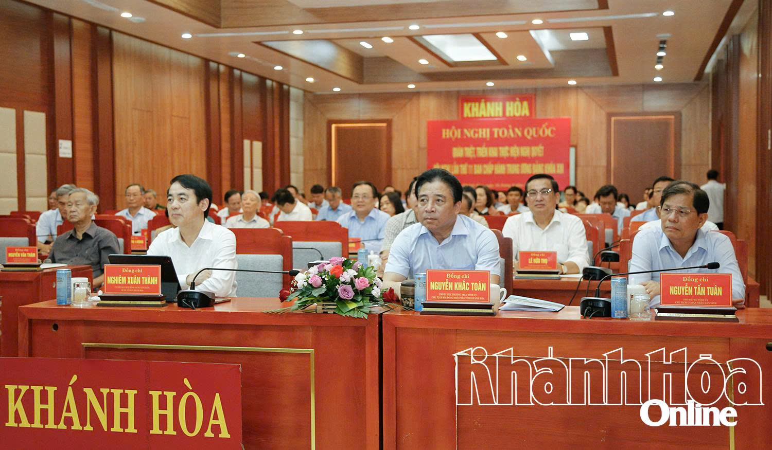 Khánh Hòa: Gần 17.000 cán bộ, đảng viên, quần chúng tham dự Hội nghị toàn quốc quán triệt, triển khai thực hiện Nghị quyết Hội nghị lần thứ 11 Ban Chấp hành Trung ương Đảng khóa XIII