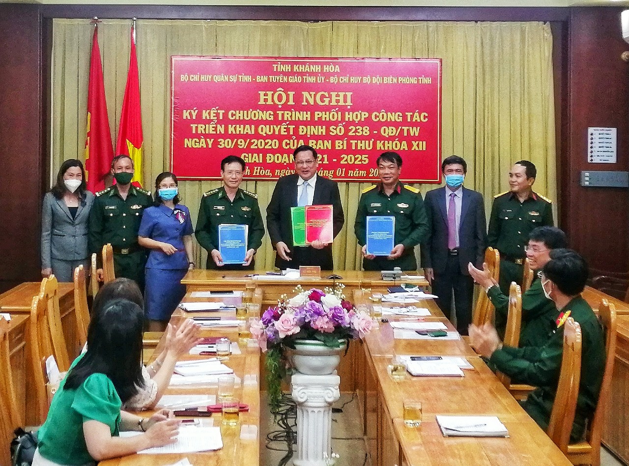 Ban Tuyên giáo Tỉnh ủy, Bộ Chỉ huy Quân sự tỉnh, Bộ Chỉ huy Bộ đội Biên phòng tỉnh: ký kết Chương trình phối hợp công tác triển khai Quyết định 238-QĐ/TW, ngày 30/9/2020 của Ban Bí thư (khóa XII), giai đoạn  2021 - 2025