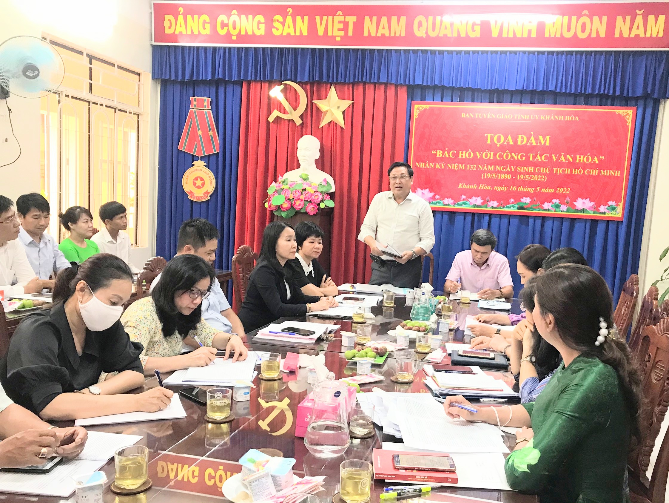 Tọa đàm “Bác Hồ với công tác văn hóa” nhân kỷ niệm 132 năm ngày sinh nhật Bác
