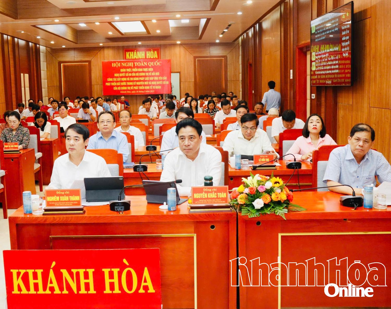 Tổ chức Hội nghị toàn quốc quán triệt, triển khai thực hiện Nghị quyết số 66-NQ/TW và Nghị quyết số 68-NQ/TW của Bộ Chính trị